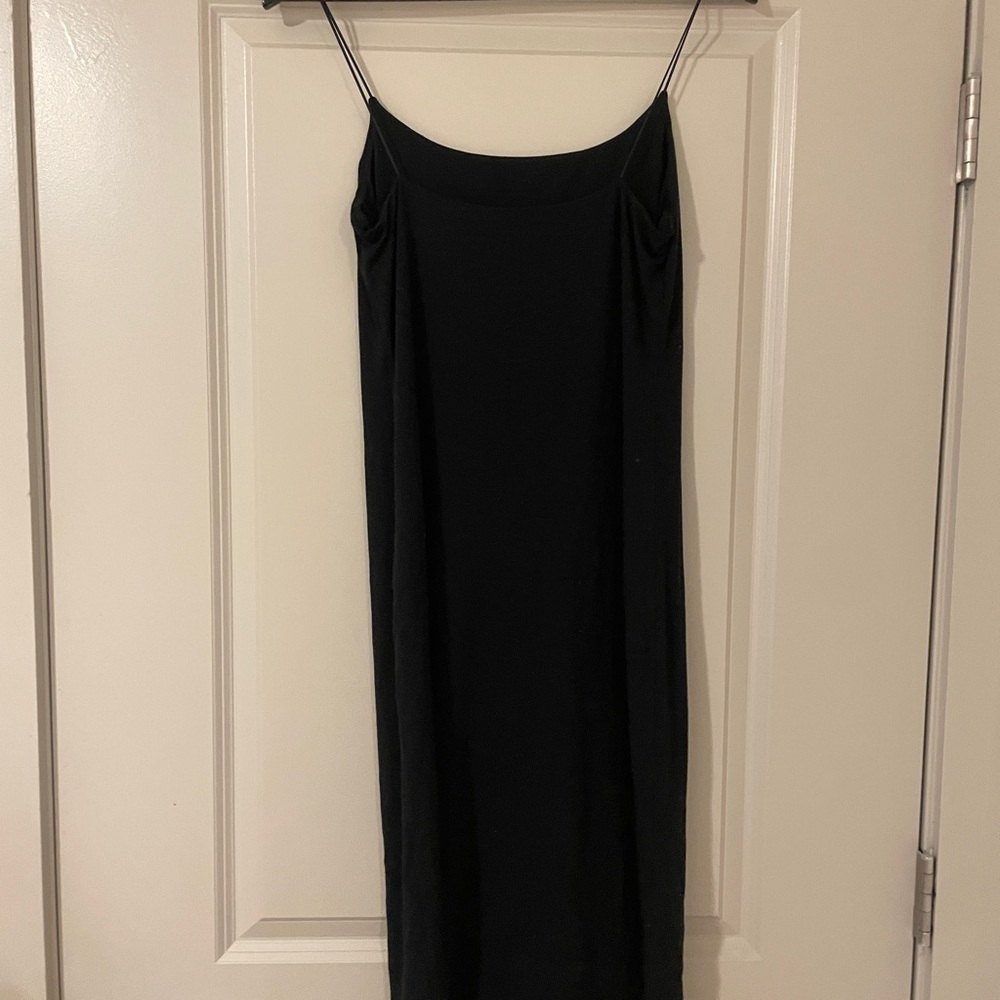 Aritzia Wilfred Free TINY MIDI DRESS